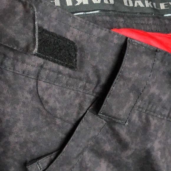 Oakley Pro Rider Series Skull Men's Snow Ski Camo  Pants - Picture 6 of 16